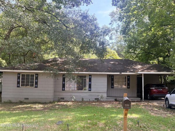 2006 E Paden Street, Jackson, MS 39204