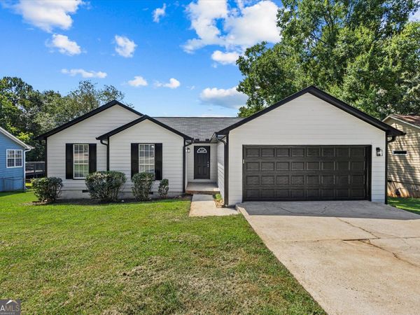 3679 Ashbill, Rex, GA 30273