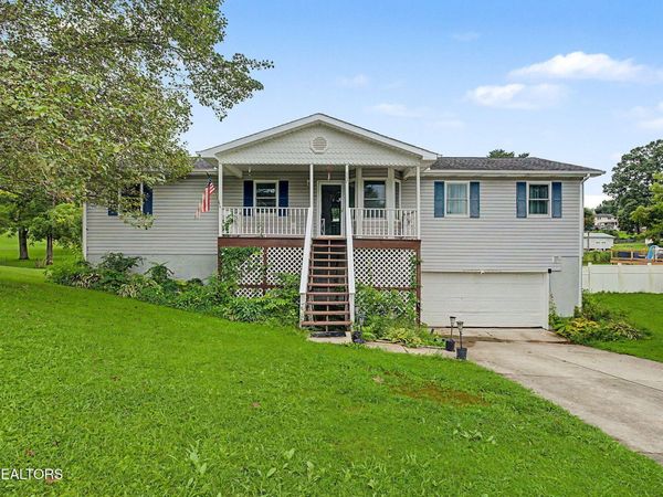 117 Bertha Lane , Jacksboro, TN 37757