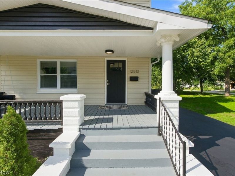 12513 Maplerow Avenue, Garfield Heights, OH 44105 Photo 3