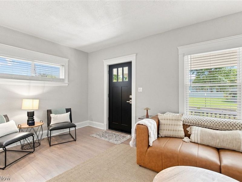 12513 Maplerow Avenue, Garfield Heights, OH 44105 Photo 5