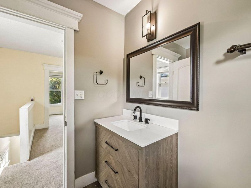 224 S Wheatland Avenue , Columbus, OH 43204 Photo 32