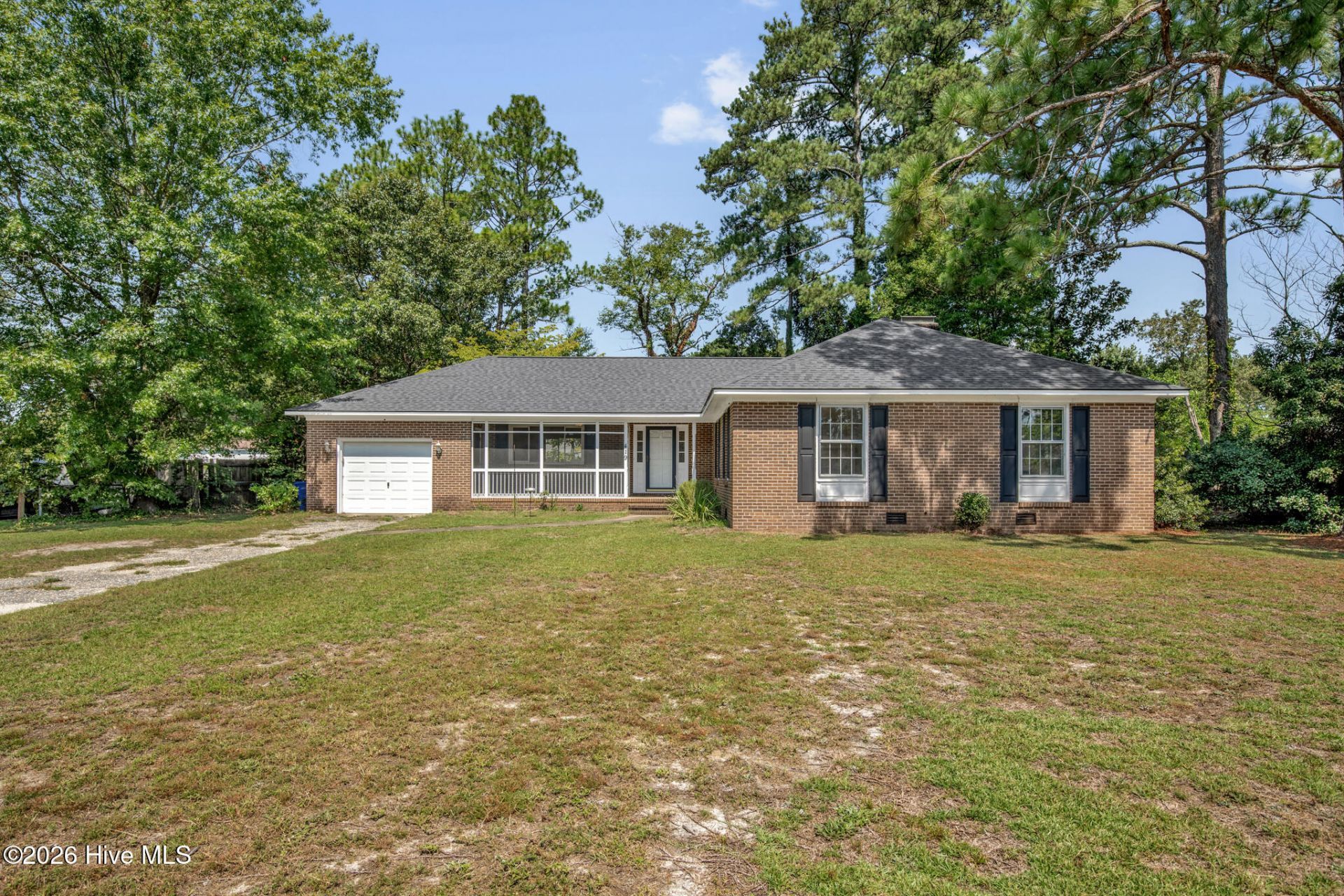 419 Dunmore Road, Fayetteville, NC 28303 Main Photo