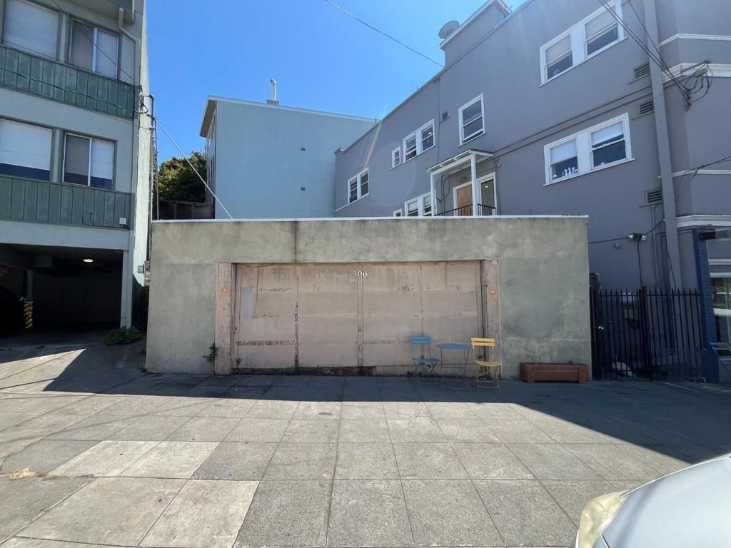 506 Wesley Avenue, Oakland, CA 94606 Main Photo