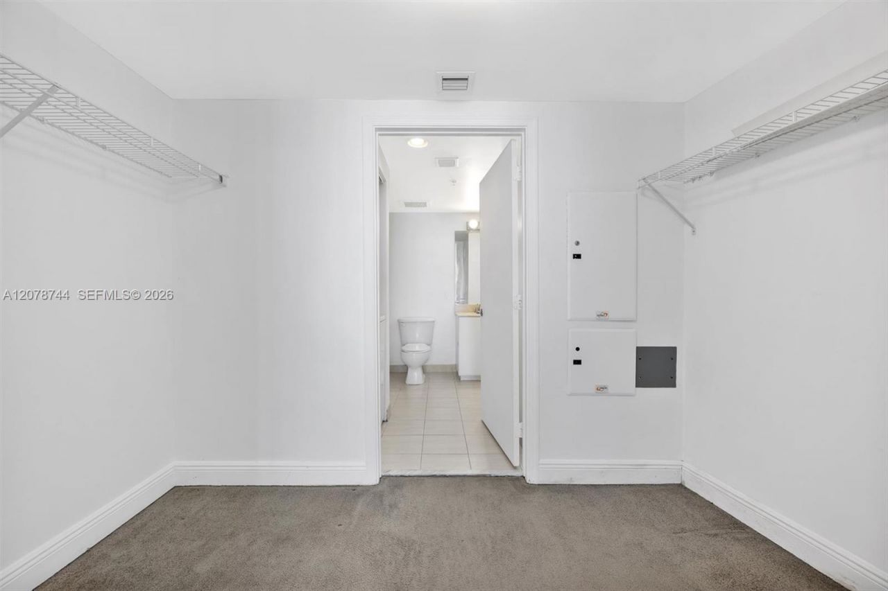 1750 N Bayshore Dr , Unit 4011, Miami, FL 33132 Photo
