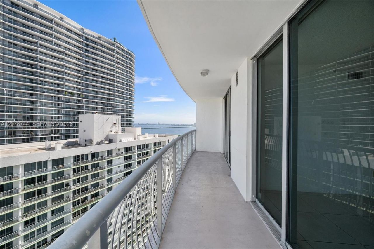 1750 N Bayshore Dr , Unit 4011, Miami, FL 33132 Photo