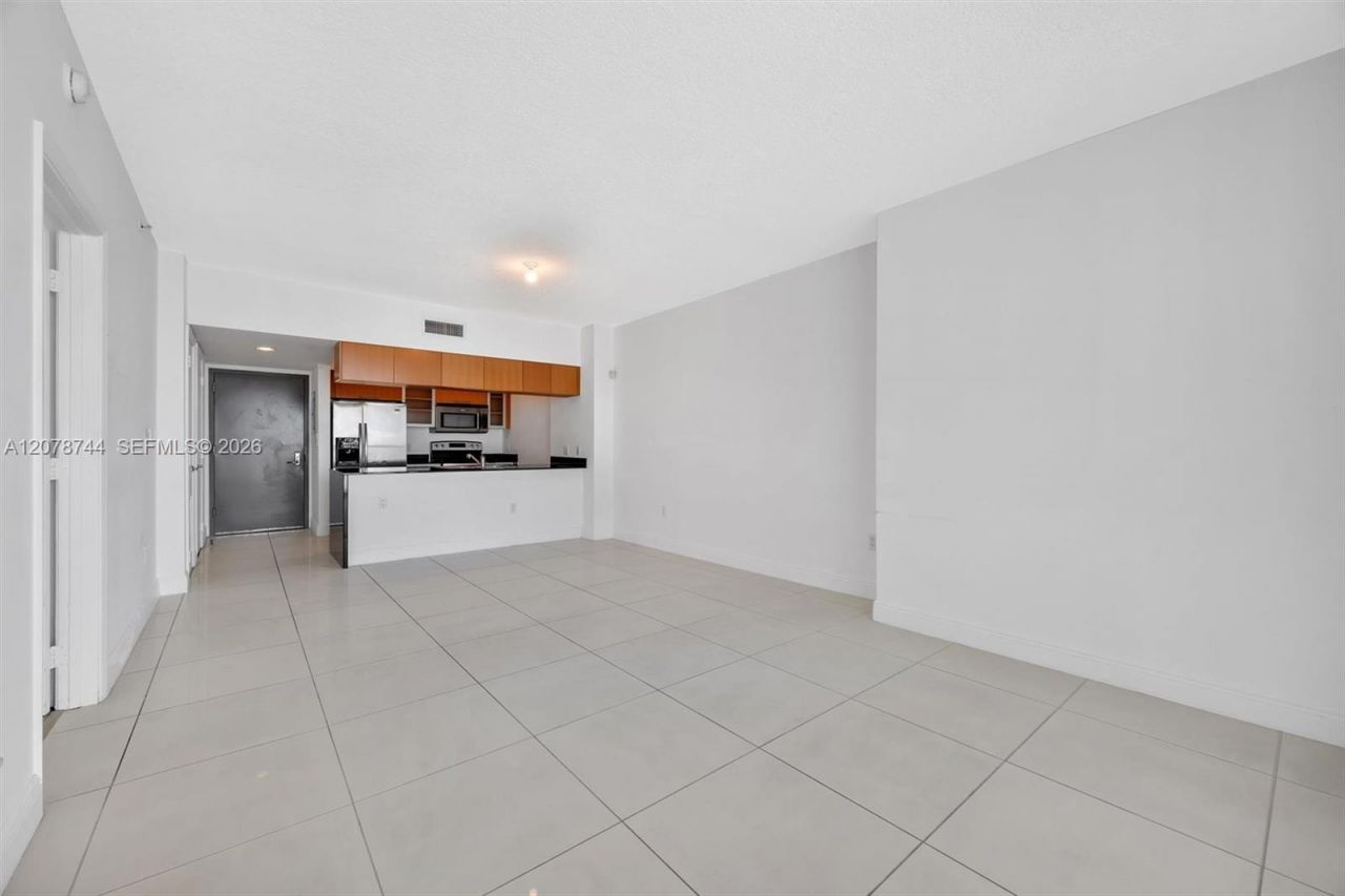 1750 N Bayshore Dr , Unit 4011, Miami, FL 33132 Photo