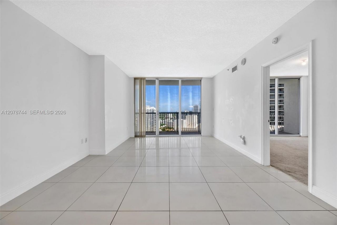 1750 N Bayshore Dr , Unit 4011, Miami, FL 33132 Photo