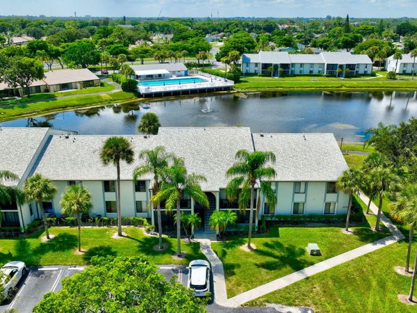 1010 Green Pine Boulevard, Unit F2, West Palm Beach, FL 33409