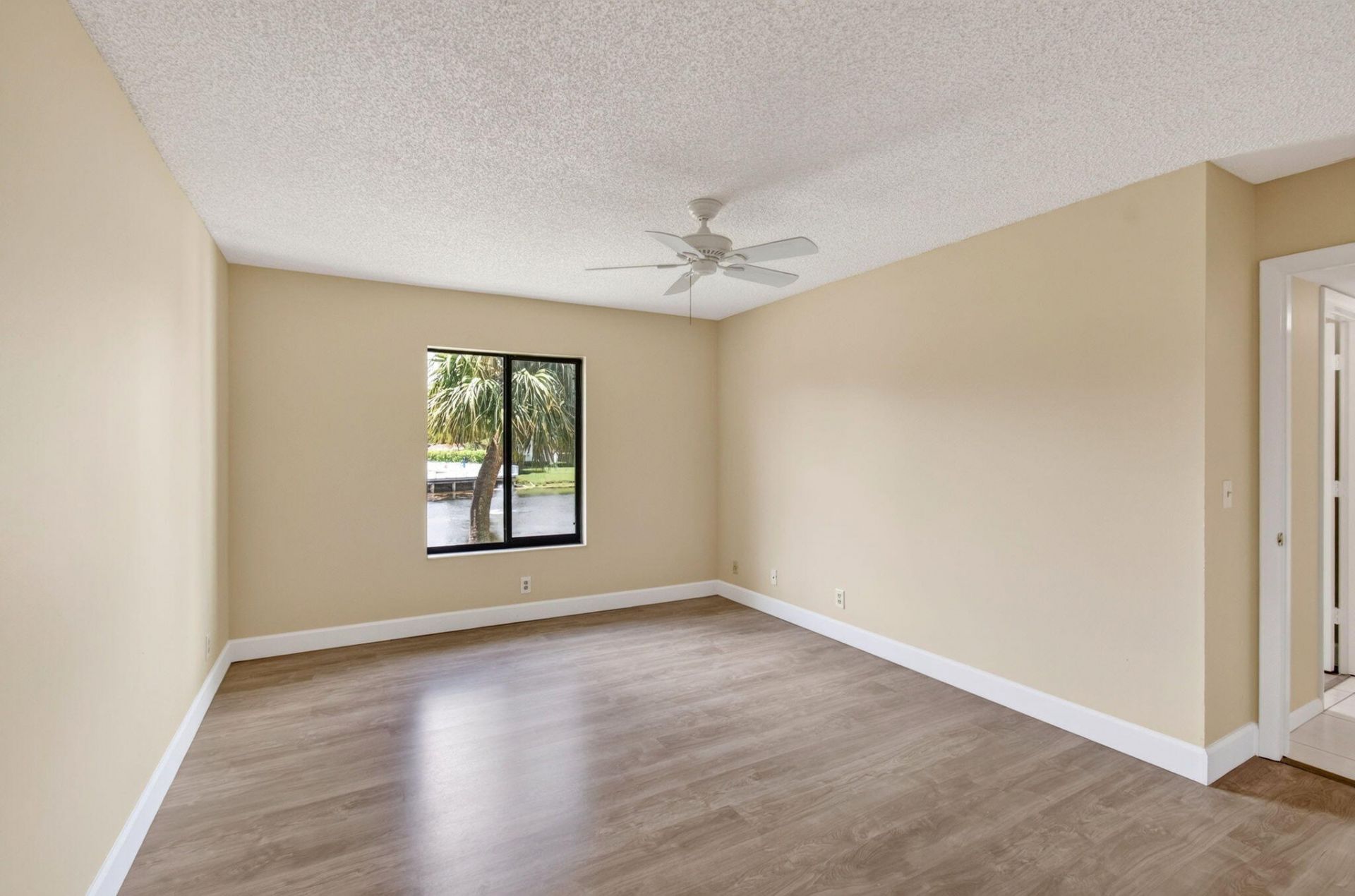 1010 Green Pine Boulevard, Unit F2, West Palm Beach, FL 33409 Photo