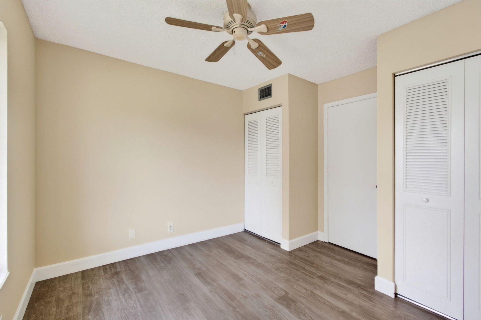 1010 Green Pine Boulevard, Unit F2, West Palm Beach, FL 33409 Photo