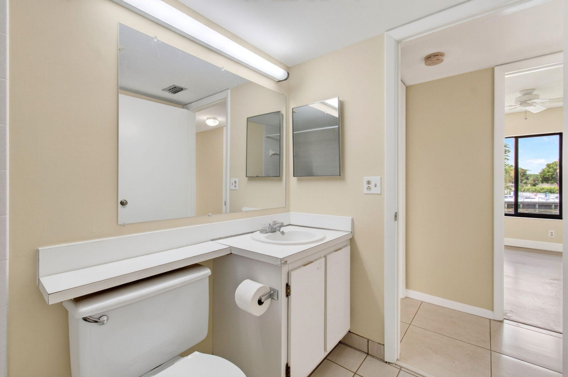 1010 Green Pine Boulevard, Unit F2, West Palm Beach, FL 33409 Photo