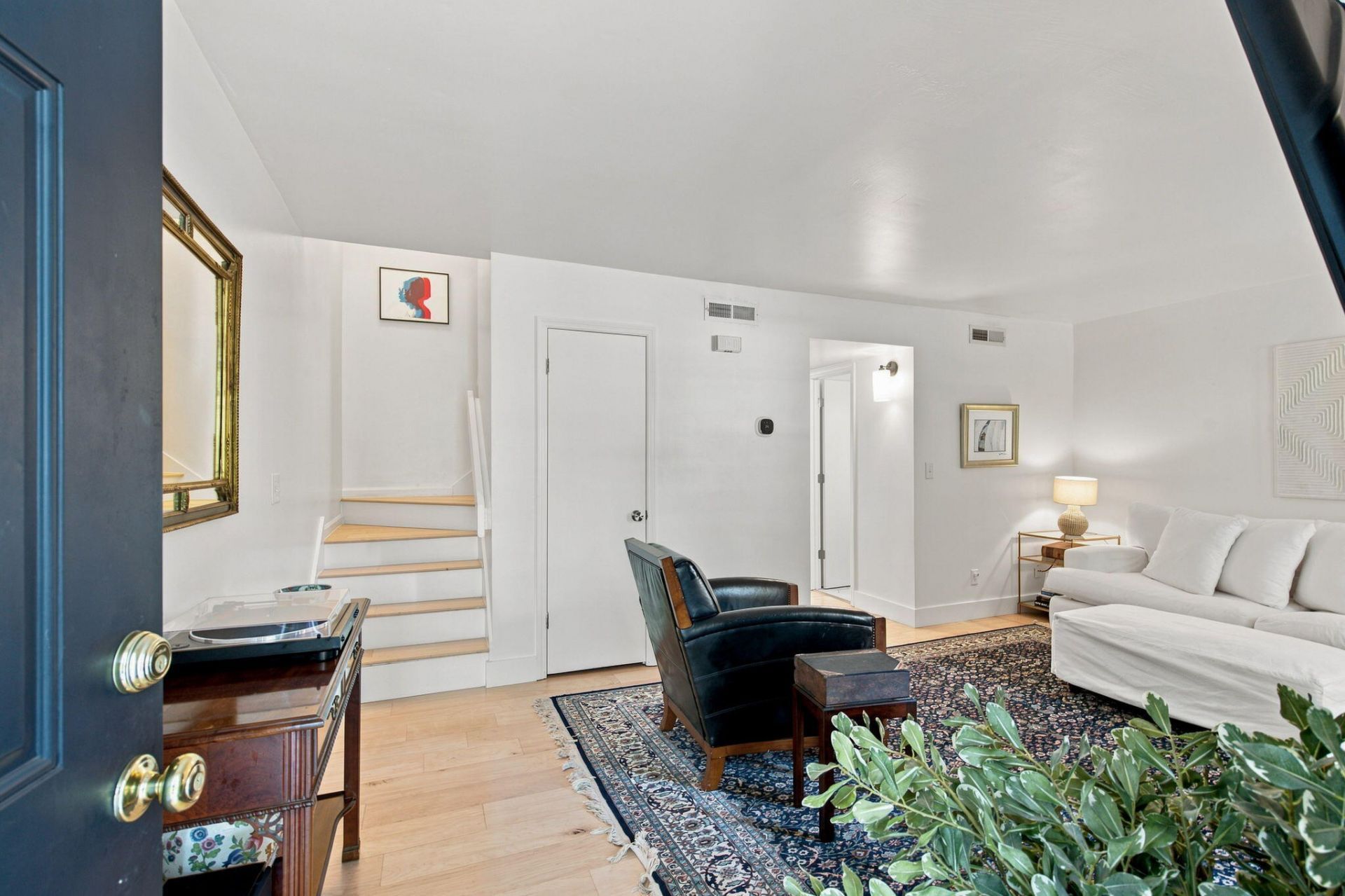 1752 Deer Path Drive Photo 10