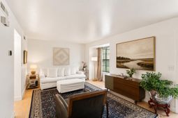 1752 Deer Path Drive photo 4