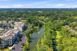 1752 Deer Path Drive photo 4