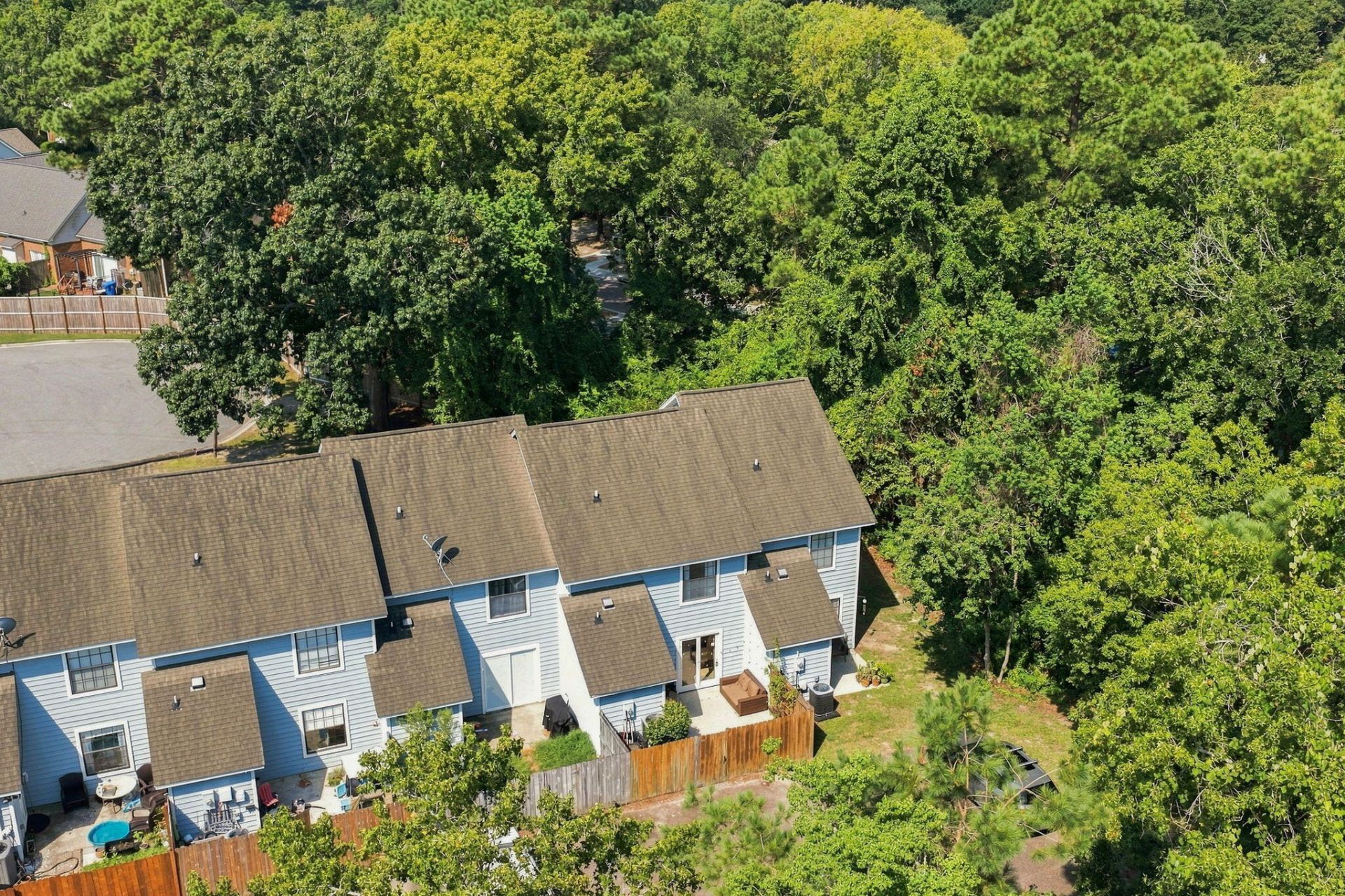 1752 Deer Path Drive Photo 6