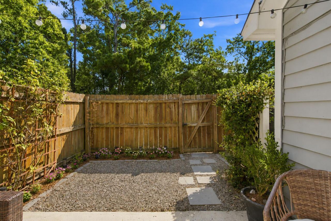 1752 Deer Path Drive Photo 8