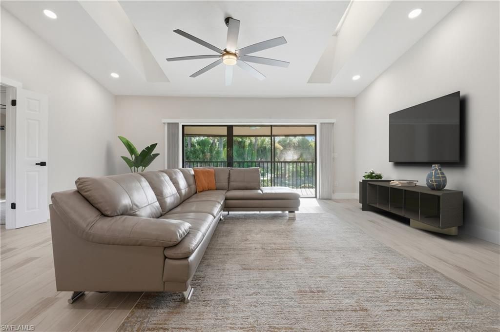 3207 Horse Carriage Way, Unit 10, Naples, FL 34105 Photo