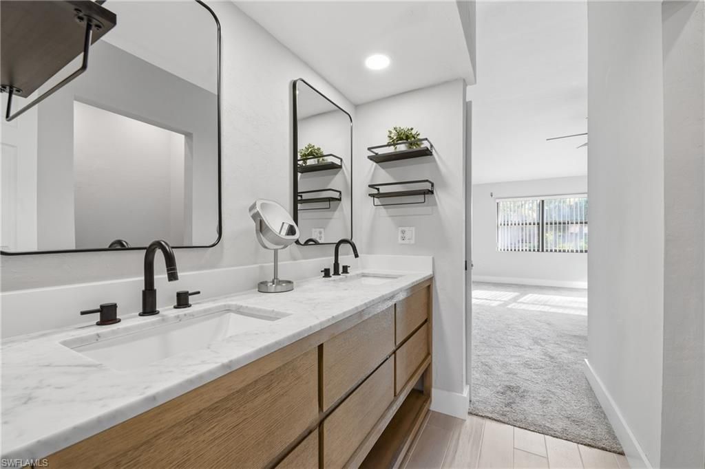 3207 Horse Carriage Way, Unit 10, Naples, FL 34105 Photo