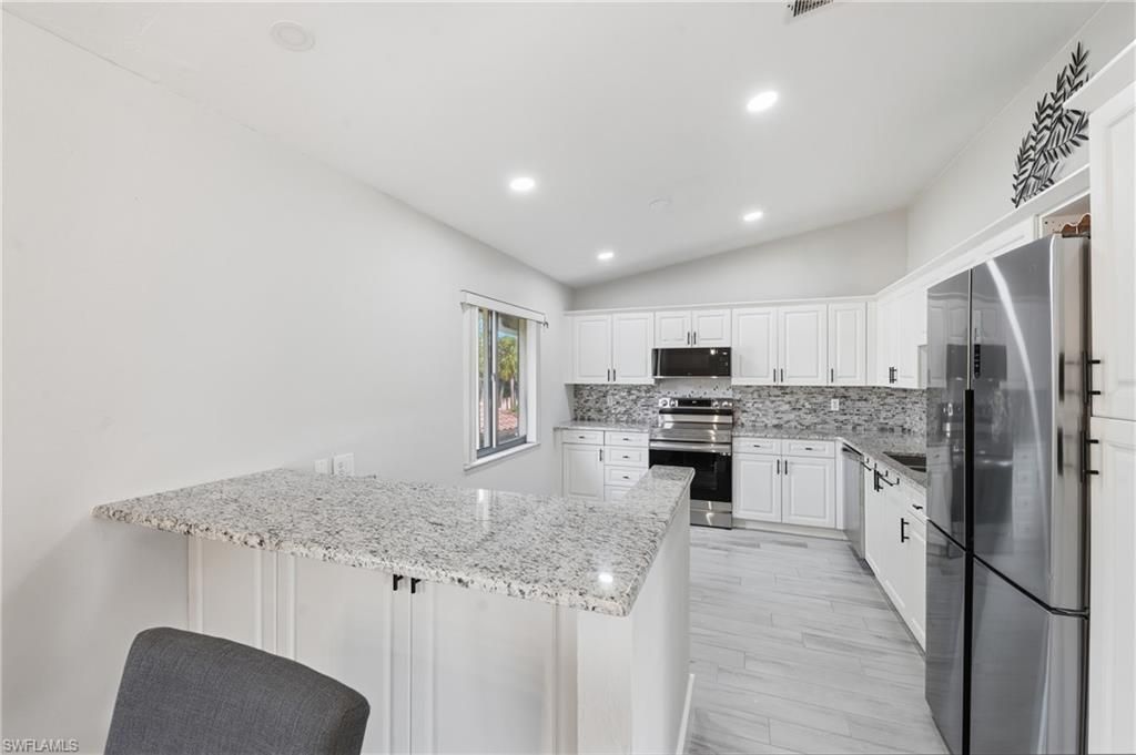 3207 Horse Carriage Way, Unit 10, Naples, FL 34105 Photo