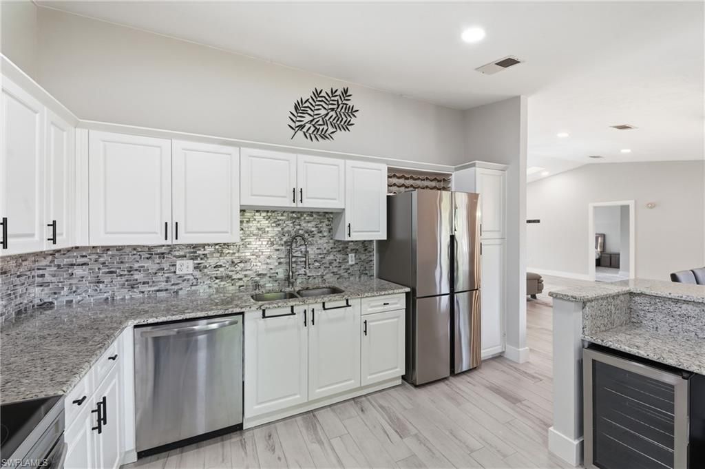 3207 Horse Carriage Way, Unit 10, Naples, FL 34105 Photo