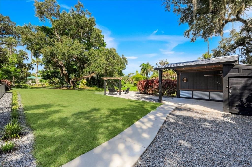 628 Harbor Dr, Labelle, FL 33935 Photo