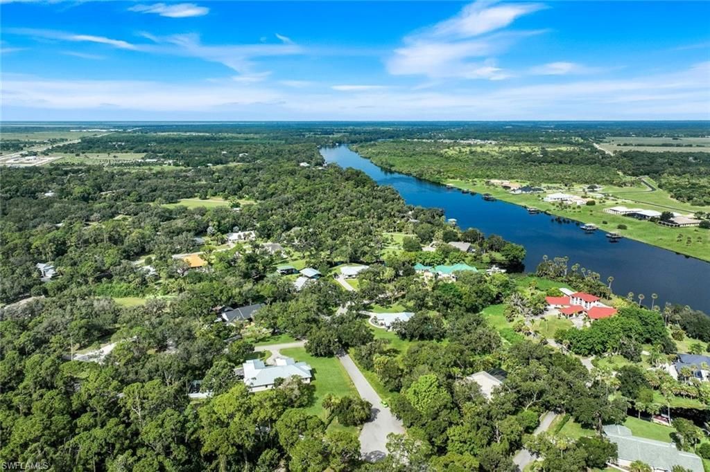 628 Harbor Dr, Labelle, FL 33935 Photo