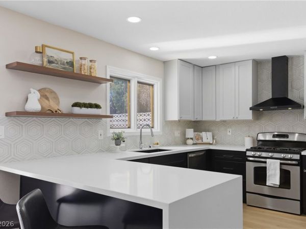 2000 Westlund Drive , Las Vegas, NV 89102