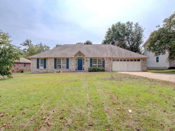 105 Bucky Beaver, Jacksonville, AR 72076