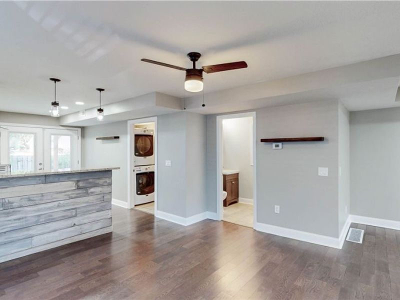 3004 Monroe Avenue, Cleveland, OH 44113 Photo 12