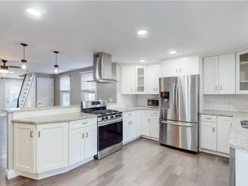 3004 Monroe Avenue, Cleveland, OH 44113 Photo 18