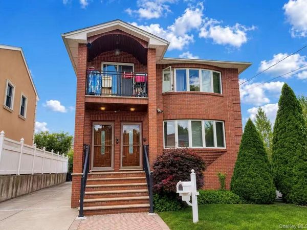 58-14 256th Street , Little Neck, NY 11362
