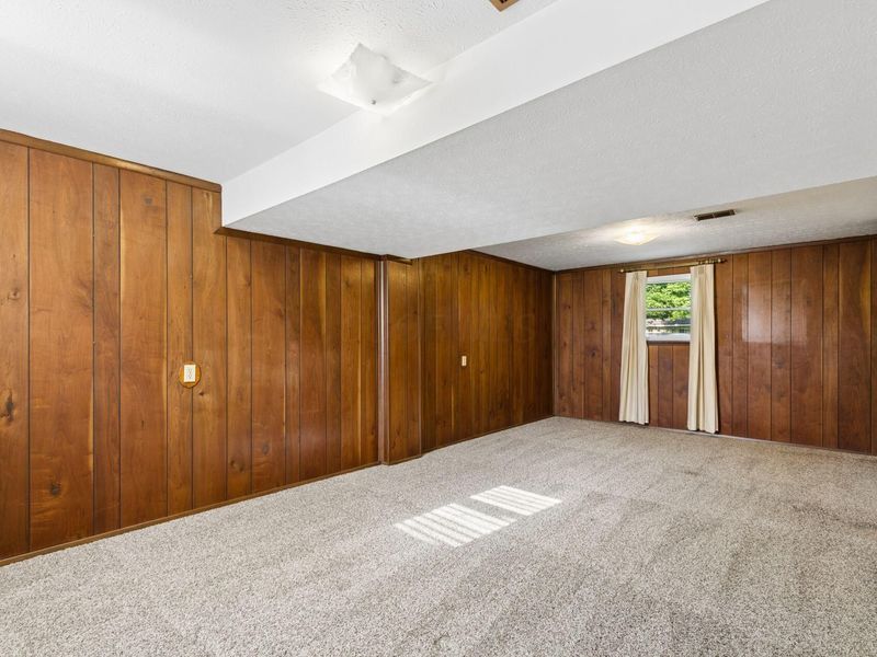6093 Paris Boulevard N, Westerville, OH 43081 Photo 23