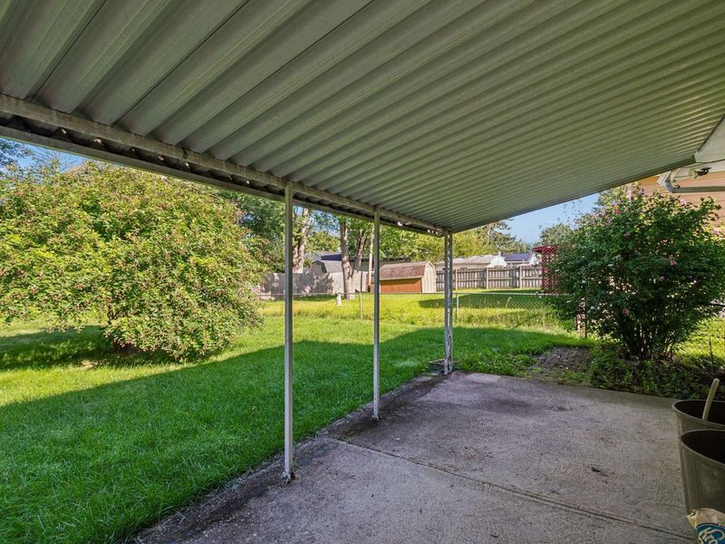 6093 Paris Boulevard N, Westerville, OH 43081 Photo 26