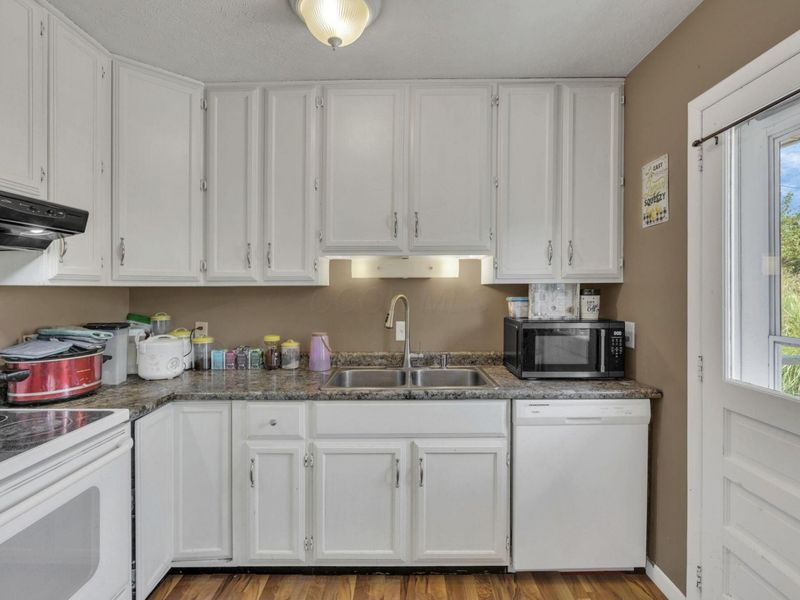 608 Shasta Drive, Lancaster, OH 43130 Photo 4