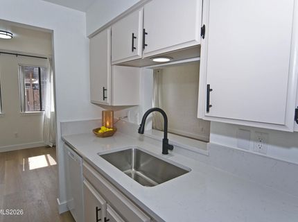 121 Lake Glen Drive, Carson City, NV 89703 Photo