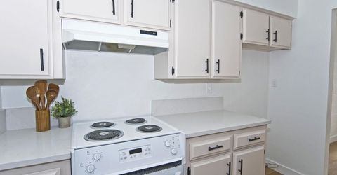 121 Lake Glen Drive, Carson City, NV 89703 Photo