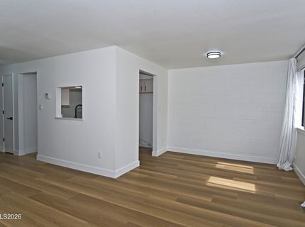 121 Lake Glen Drive, Carson City, NV 89703 Photo