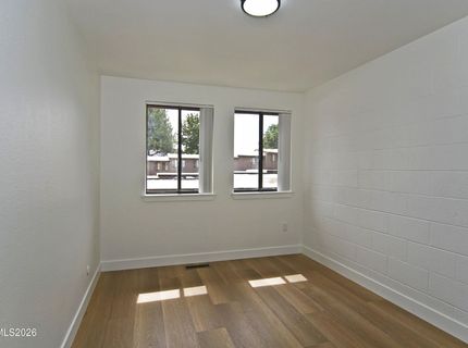 121 Lake Glen Drive, Carson City, NV 89703 Photo