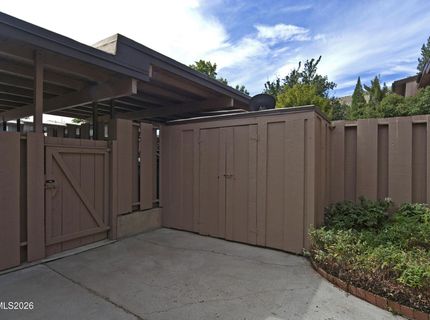 121 Lake Glen Drive, Carson City, NV 89703 Photo
