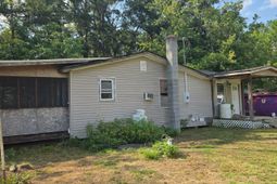 1081 Homestead photo 4