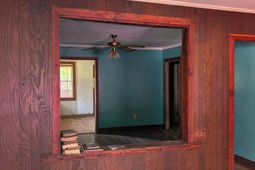 1081 Homestead photo 4