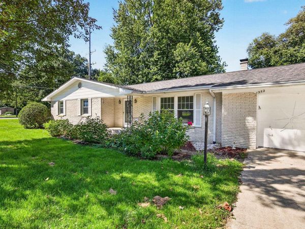 1552 Brookview Avenue, Warsaw, IN 46580