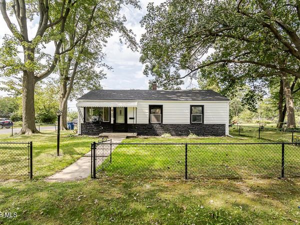 5203 Adella Street, Toledo, OH 43613