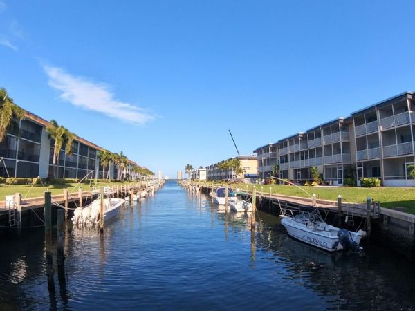 236 CASTLEWOOD Drive, Unit 202, North Palm Beach, FL 33408