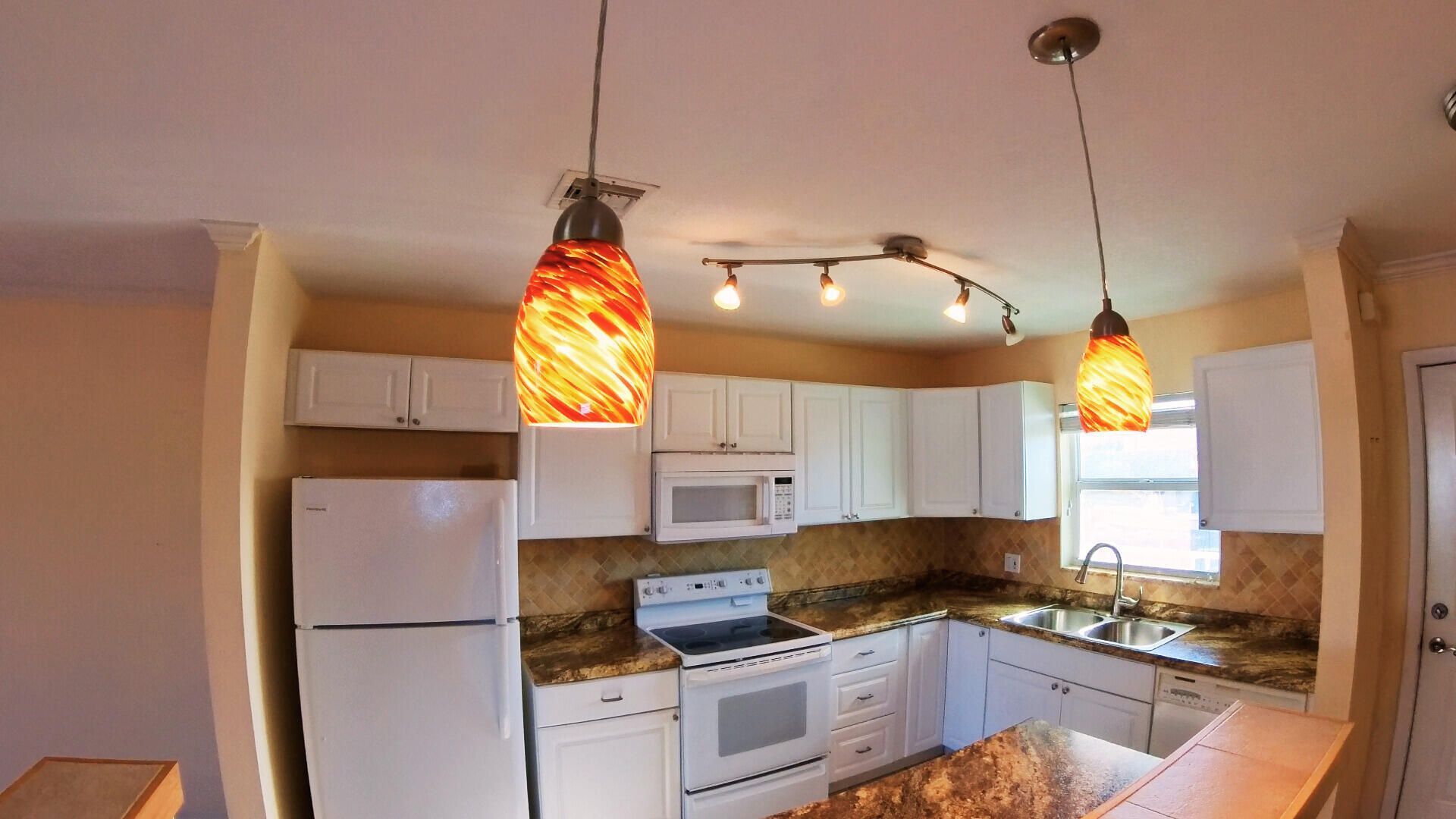 236 Castlewood Drive, Unit 202, North Palm Beach, FL 33408 Photo