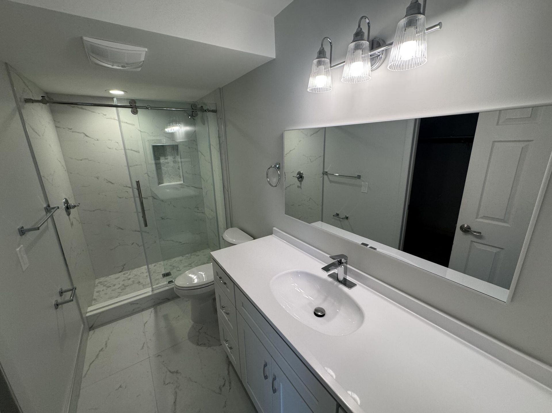 236 Castlewood Drive, Unit 202, North Palm Beach, FL 33408 Photo