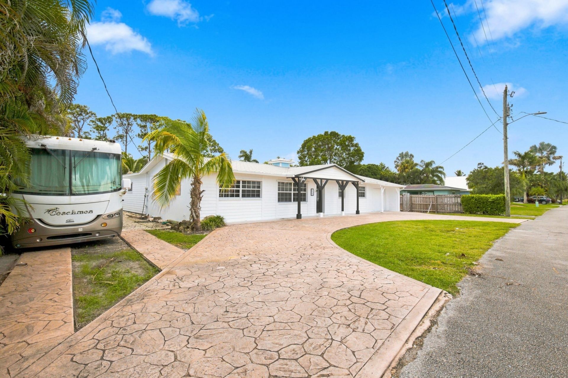 26 SW Cabana Point Circle, Stuart, FL 34994 Photo