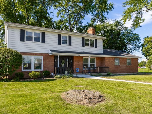 1914 W Acres Road, Joliet, IL 60435
