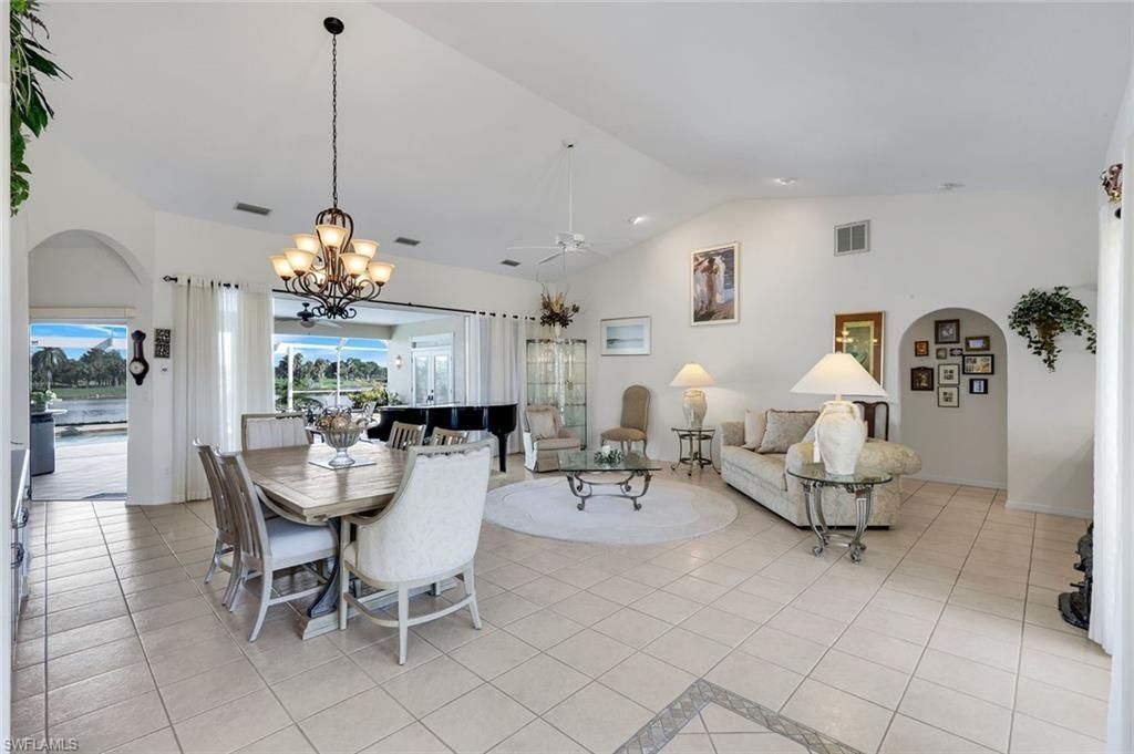 16111 Forest Oaks Dr, Fort Myers, FL 33908 Photo
